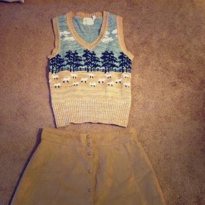 Collage brand sweater vest